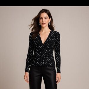 ⸻
VINTAGE PAMELA DENNIS Austrian Crystal Open-Back Top – Size 8  L/S